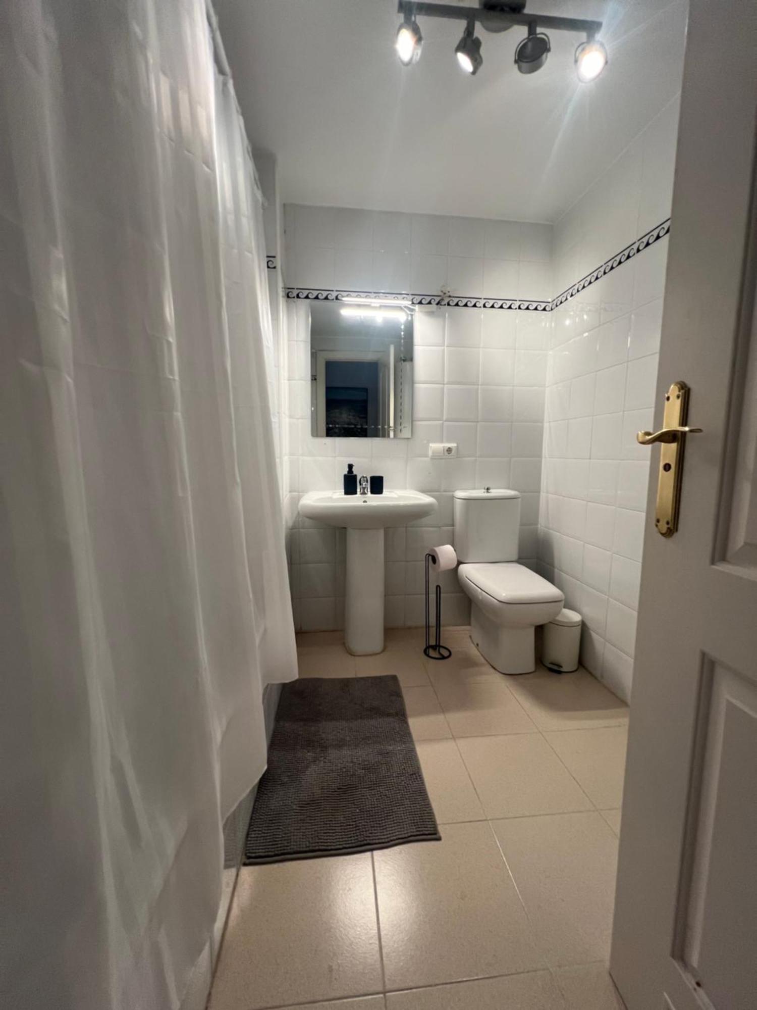 2 Bedroom Apartment Marbella East - La Reserva De Марбелья Экстерьер фото