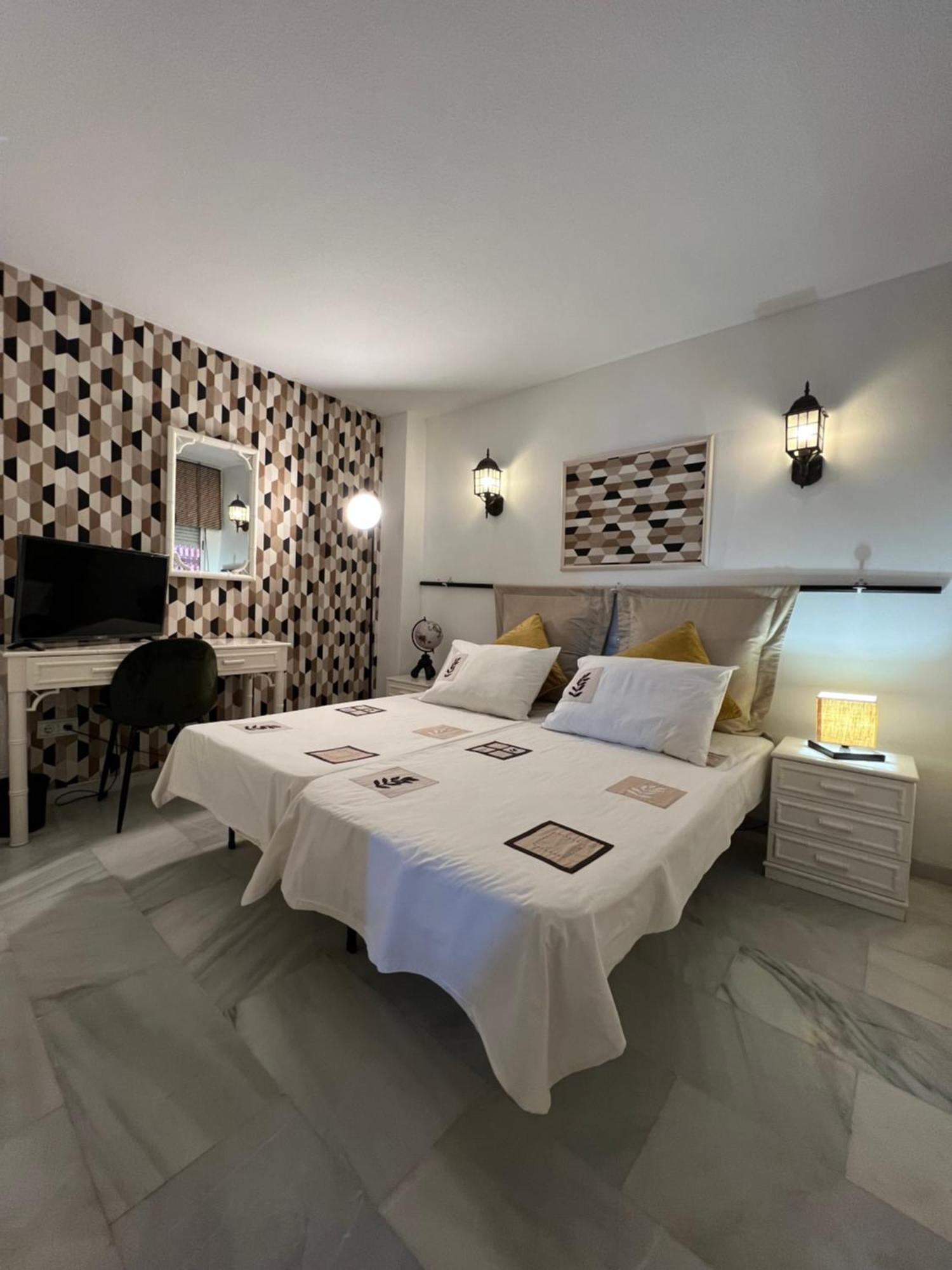 2 Bedroom Apartment Marbella East - La Reserva De Марбелья Экстерьер фото