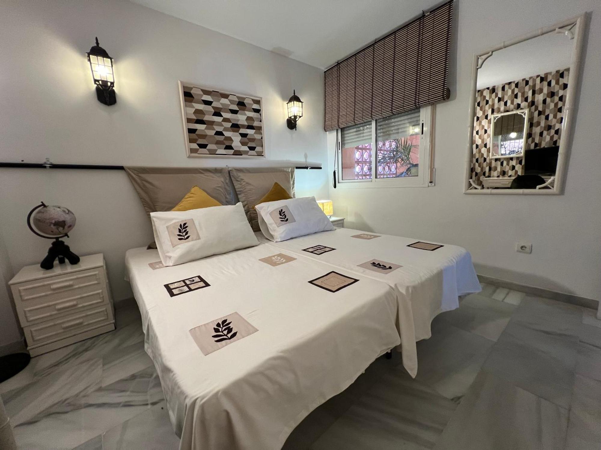 2 Bedroom Apartment Marbella East - La Reserva De Марбелья Экстерьер фото